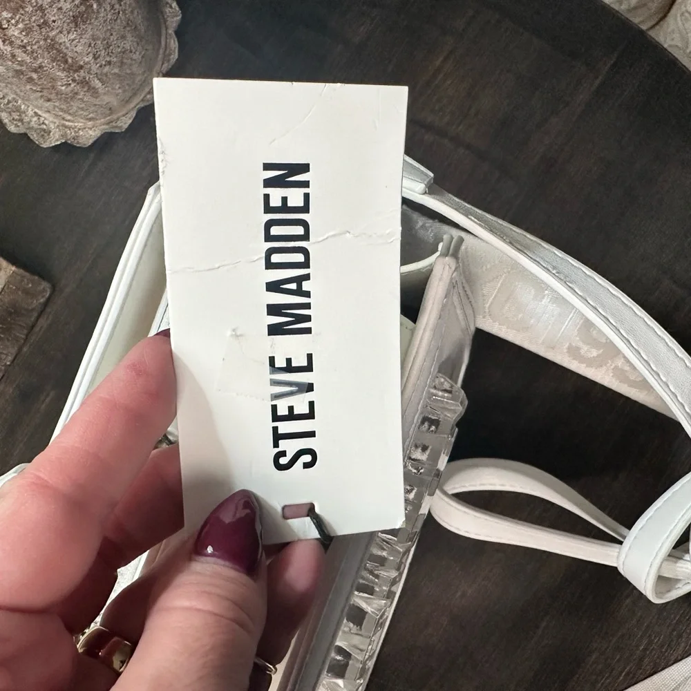 Steve Madden White Crossbody Bag - Picture 7 of 15